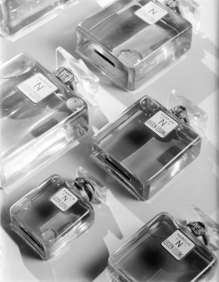 Parfumflacons van parfum N van Lucien Lelong, Bestanddeelnr 190-0877