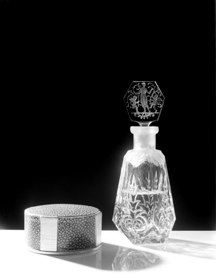 Parfum en poederdoos van Gemey, Bestanddeelnr 190-0892
