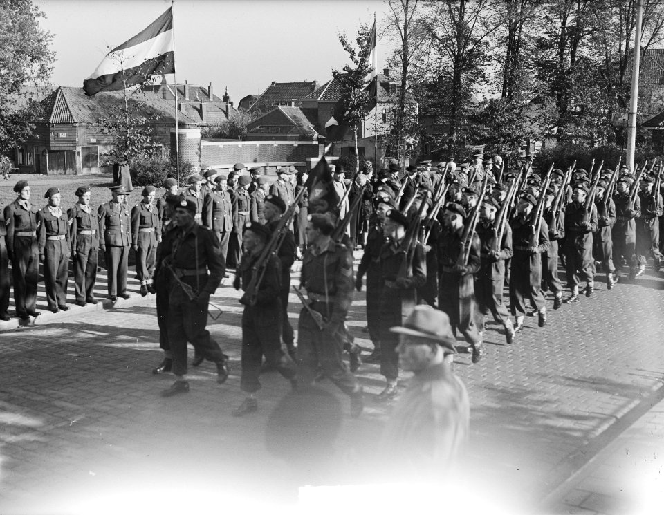 Parade Steenwijk (ouderdag), Bestanddeelnr 903-6909
