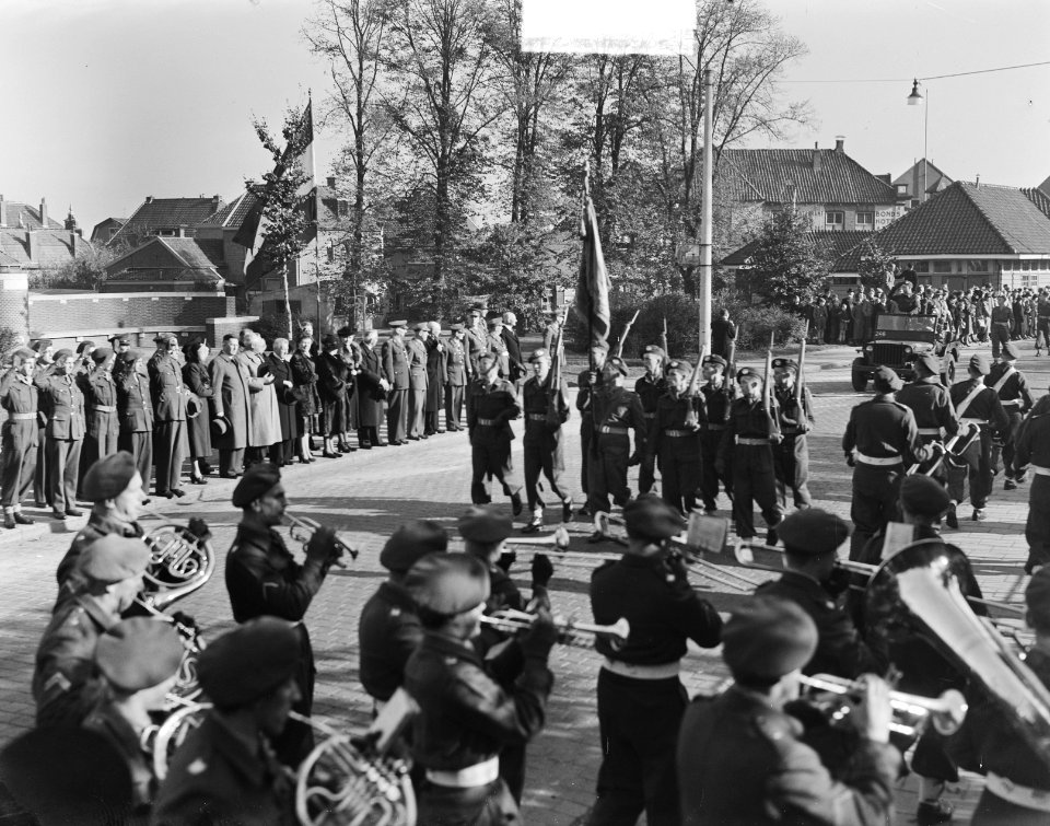 Parade Steenwijk (ouderdag), Bestanddeelnr 903-6906