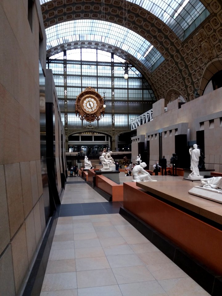 Paris 7e - Musée d'Orsay - Grand hall - Allée des sculptures