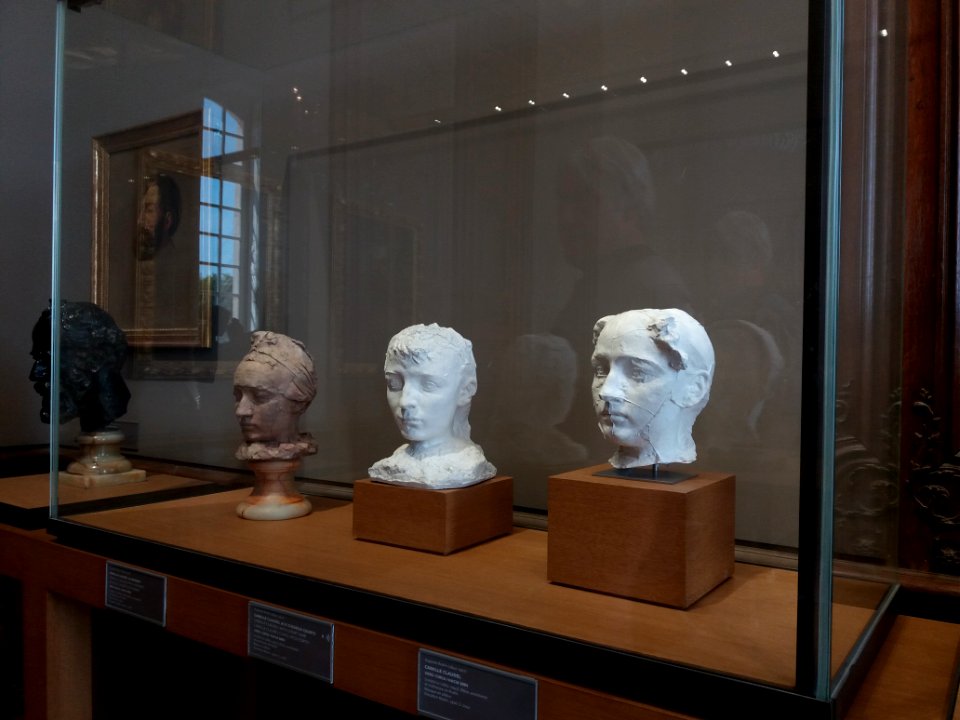Paris 7e - Musée Rodin, bustes en plâtre de Camille Claudel