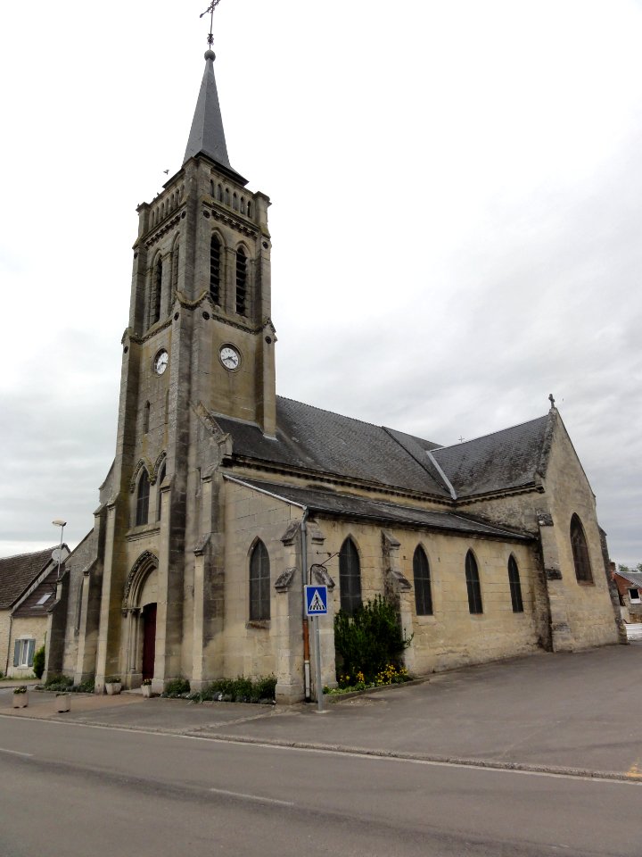 Parfondru (Aisne) Église de la Nativité de la Sainte Vierge