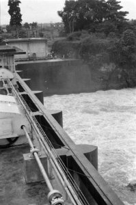 Pare-Pare bij Makassar Soekawati, de president van Oost-Indonesië, bracht verge, Bestanddeelnr 1501-3-1