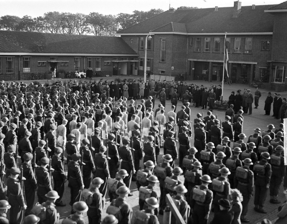 Parade Steenwijk (ouderdag), Bestanddeelnr 903-6905