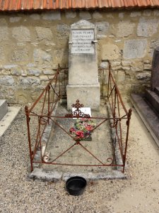 Pargnan (Aisne) tombe de guerre A