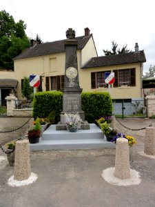 Parfondru (Aisne) monument aux morts