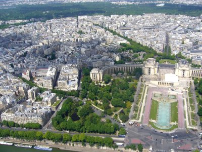 Paris View from the Eiffel Tower third floor Palais de Chaillot 2015 02