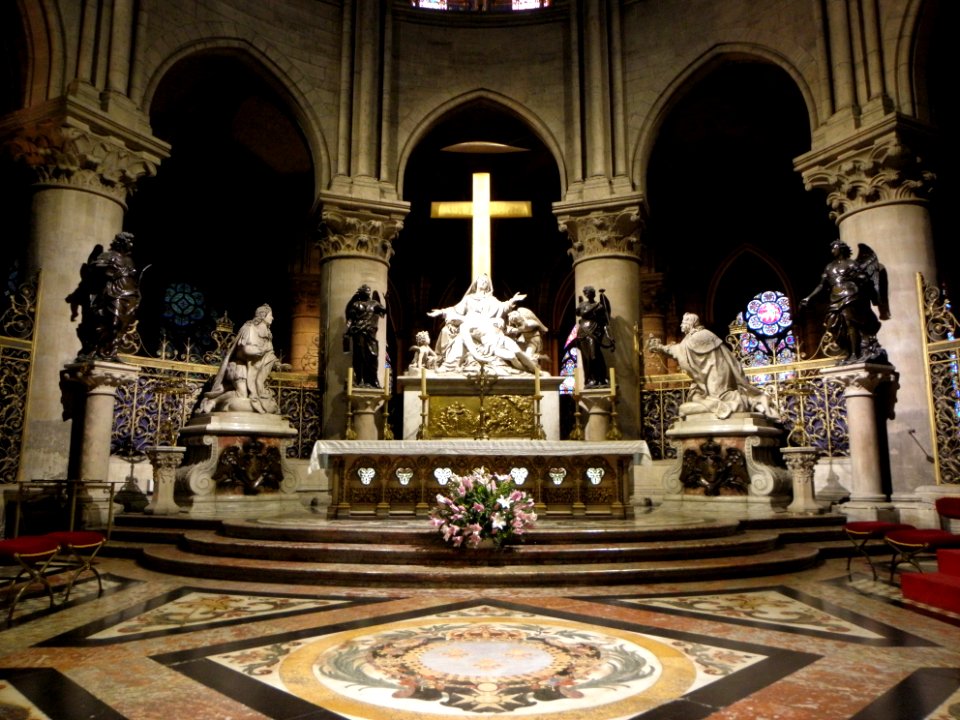 Paris (75) Cathédrale métropolitaine Notre-Dame Intérieur 02