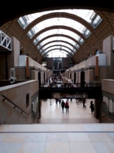 Paris 7e - Musée d'Orsay - Grand hall depuis l'entrée