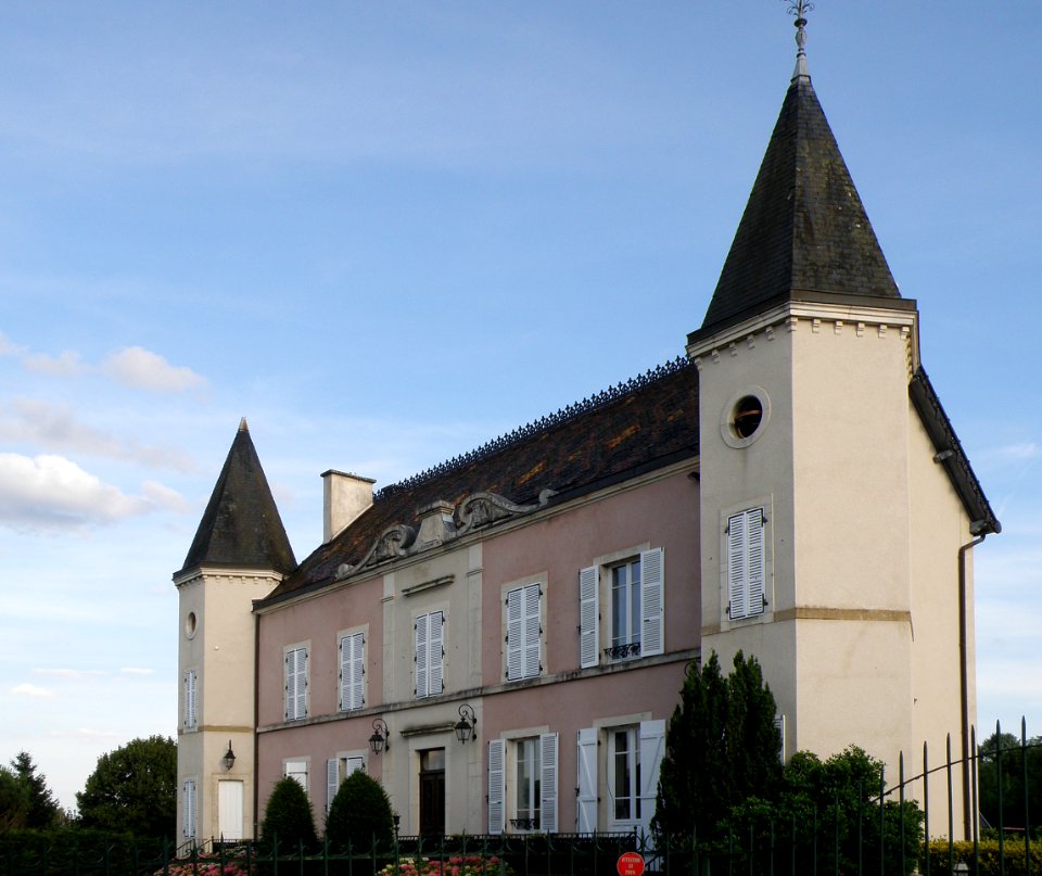 Paris-l'Hôpital Château 12