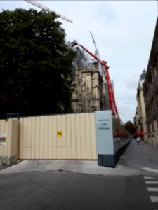 Paris 4e - Rue du Cloître Notre-Dame - Travaux de consolidation de la cathédrale après l'incendie 04