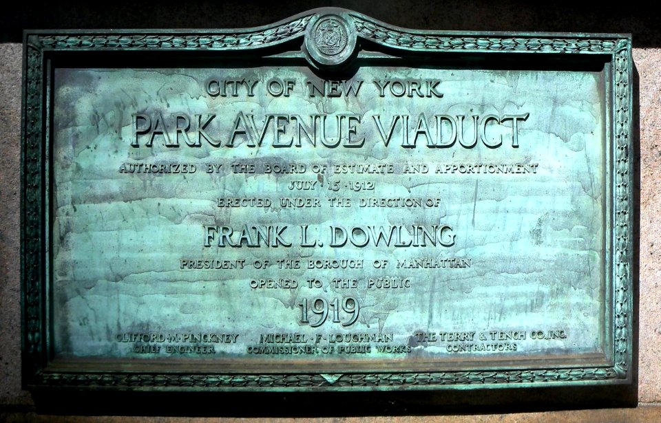Park Avenue Viaduct plaque 1919 jeh