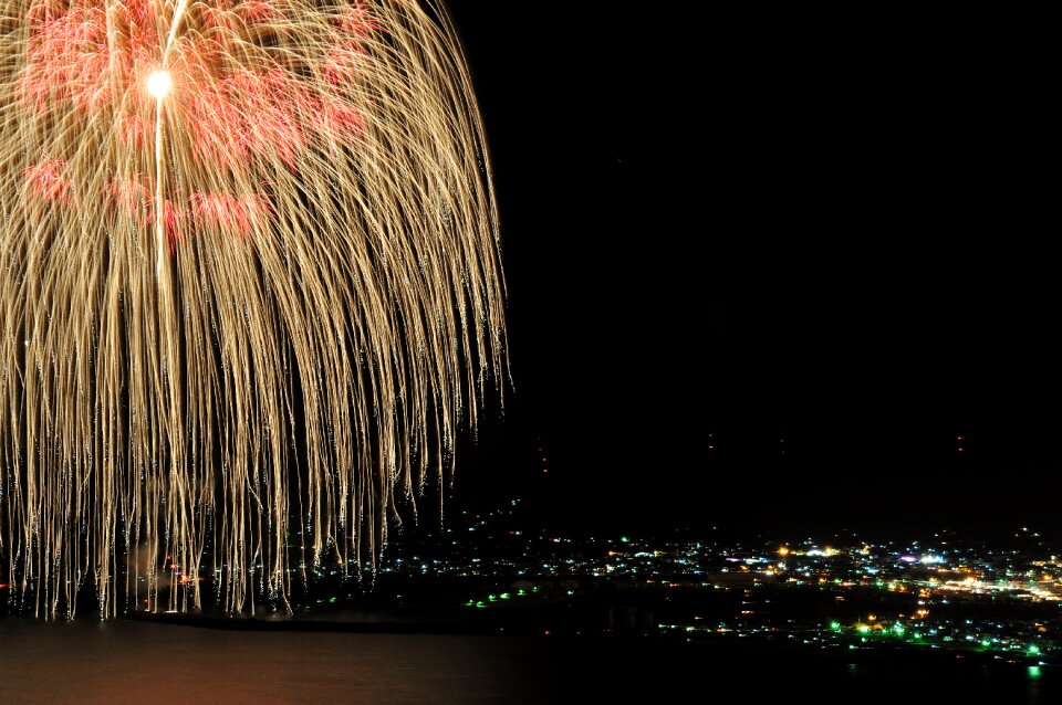 Kagoshima prefecture makurazaki city 6 leaves fireworks