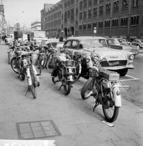 Parkeersituaties in Amsterdam, Bestanddeelnr 916-1435