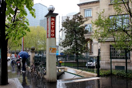 Paris Metro 9 Mairie de Montreuil Eingang