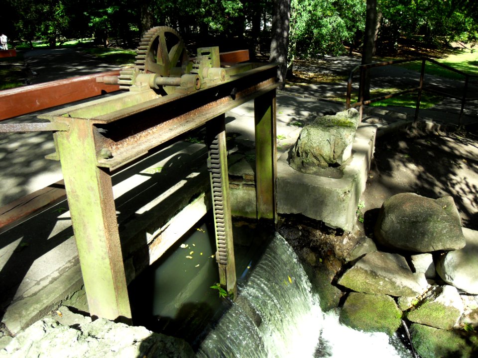 Park Oliwski – pozostałości młyna