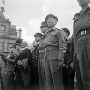 Parade van de Prinses Irene Brigade in Amsterdam, Bestanddeelnr 900-3225