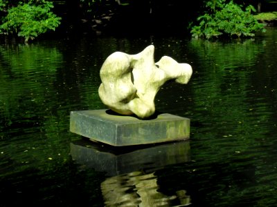 Park Oliwski – rzeźba na wodzie