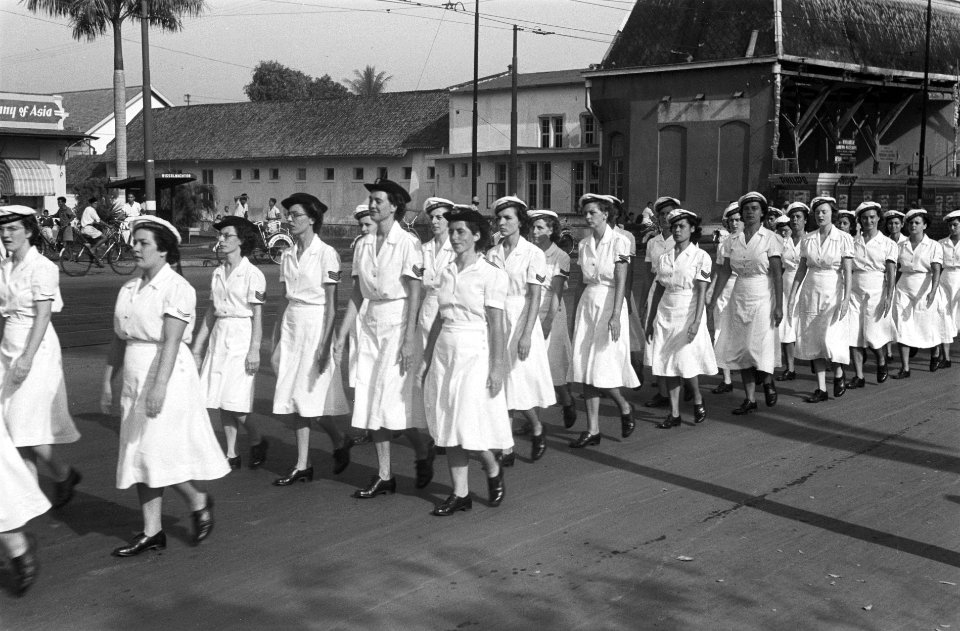 Parade door Soerabaja, Bestanddeelnr 644