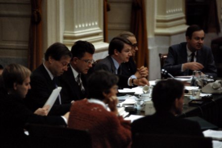 Parlementaire enquete commissie RSV geeft persc. in TK over eindrapport v.l.n.r, Bestanddeelnr 253-8886
