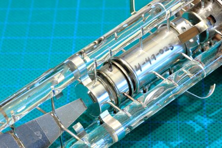 Cathode ray tube