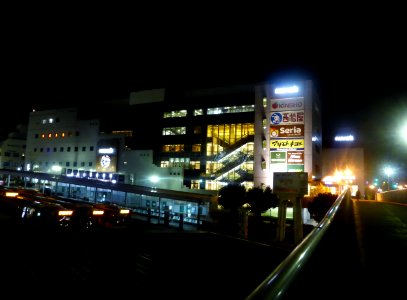 PARADIS Gakuenmae at night