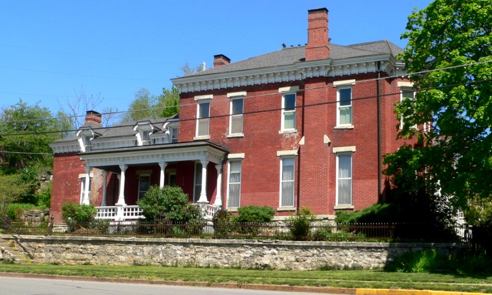 Pease house (Atchison KS) from SSE 1