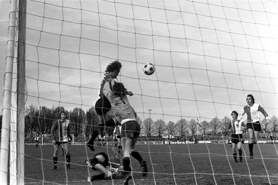 PEC tegen Feyenoord 1-3, KNVB-beker, Wery (opspringen) scoort 1-2, Bestanddeelnr 926-1864