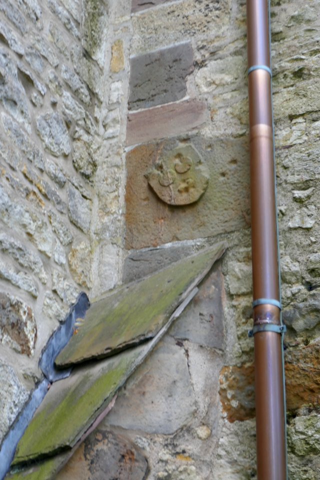 Peckelsheim - Mariä Himmelfahrt - Wappenstein