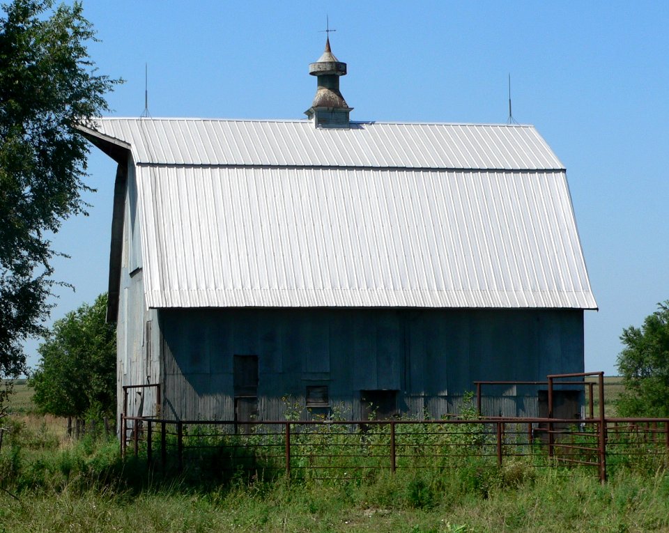 Pavelka farmstead barn from E