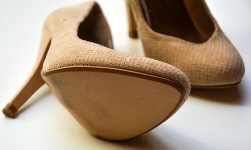 Heel footwear female