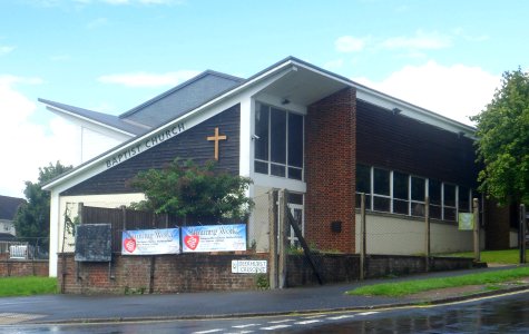 Paulsgrove Baptist Church, Woofferton Road, Paulsgrove (August 2017) (2)