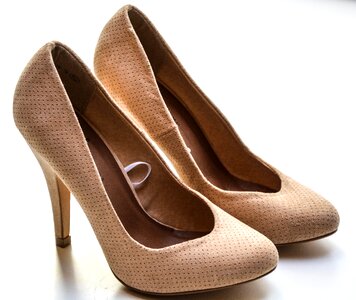 Heel footwear female