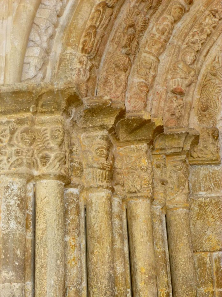 Peñacerrada - Iglesia de Nuestra Señora de la Asunción, portada 16