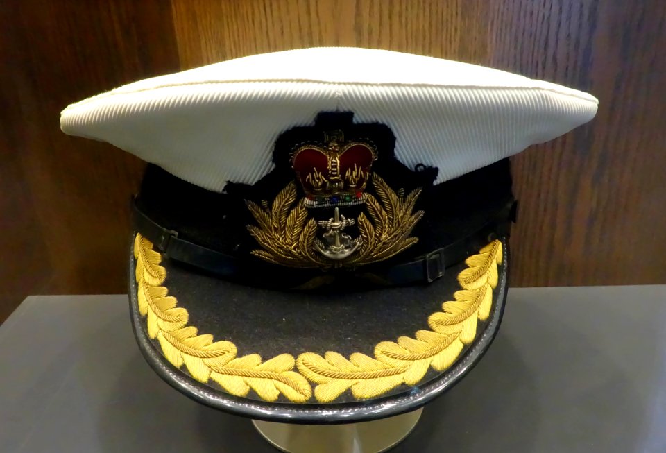 Peaked cap, Navy - Royal Canadian Military Institute - Toronto, Canada - DSC00337