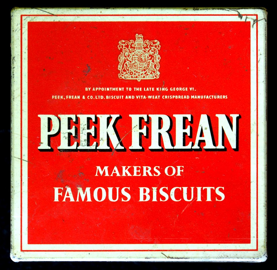 Peak Frean biscuits tin, pic1