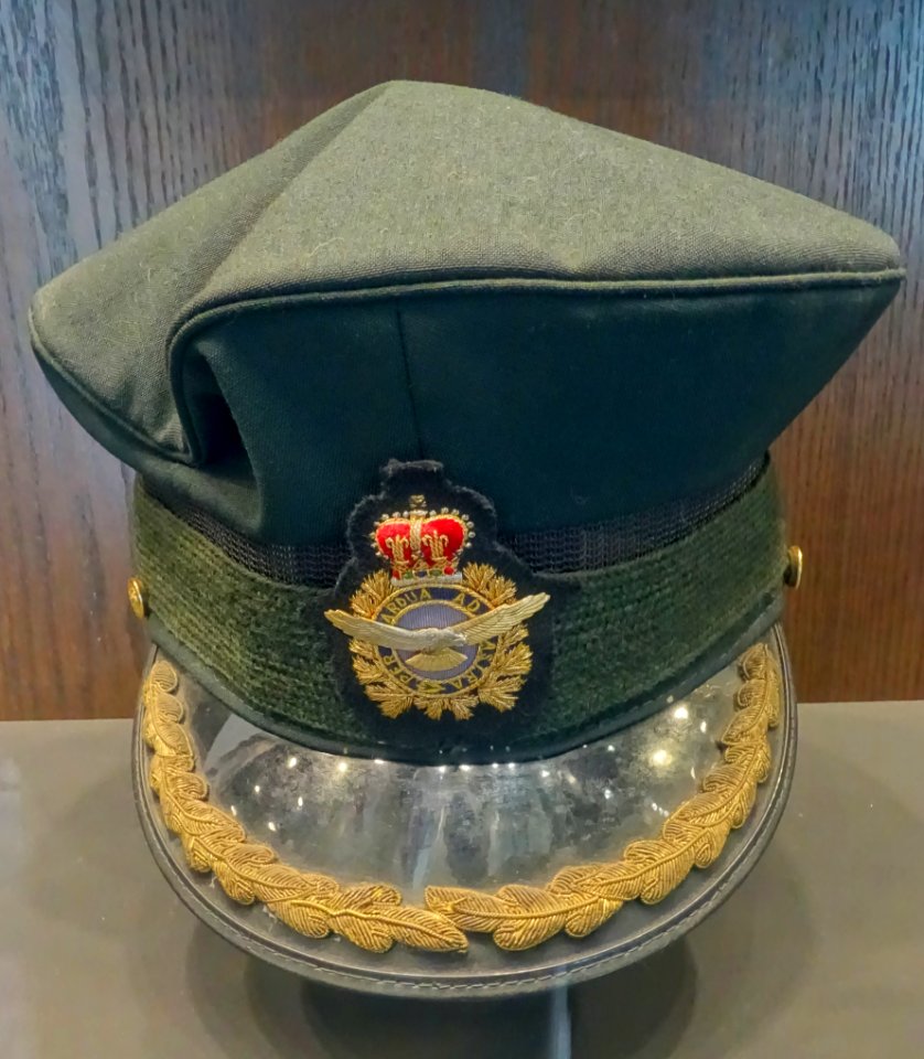 Peaked cap, Air Force - Royal Canadian Military Institute - Toronto, Canada - DSC00346