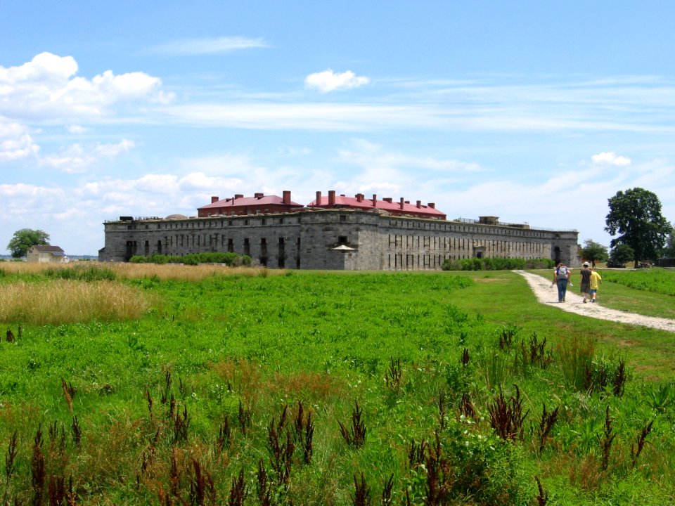Pea Patch Island Fort