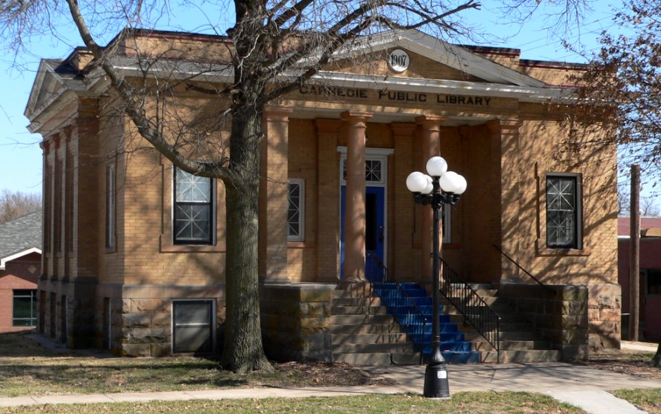Pawnee City library from NW 1