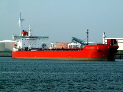 Pavel Chernysh p2 at the Calland canal, Port of Rotterdam, Holland 07-May-2006