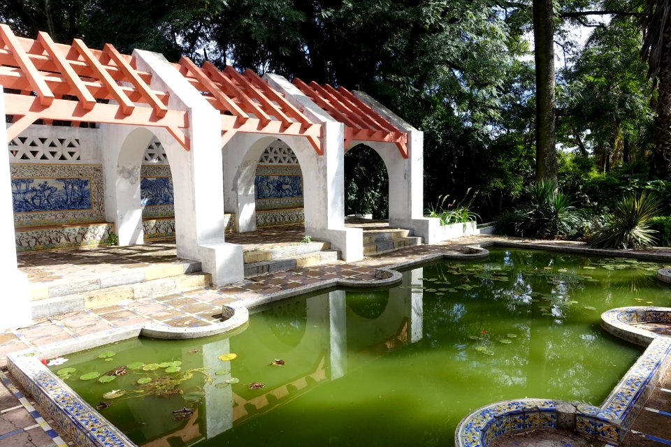 Pavilion - Jardim Botânico Tropical - Lisbon, Portugal - DSC06587