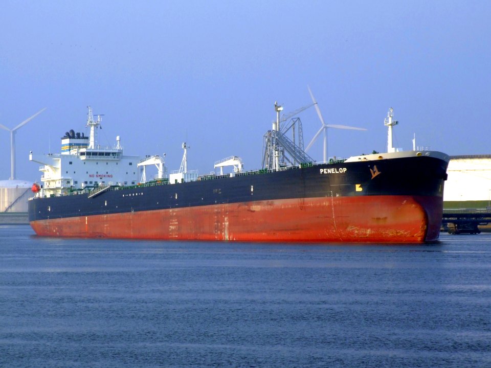 Penelop p21 at the '5e Petroleumhaven', Port of Rotterdam, Holland 03-Jun-2007