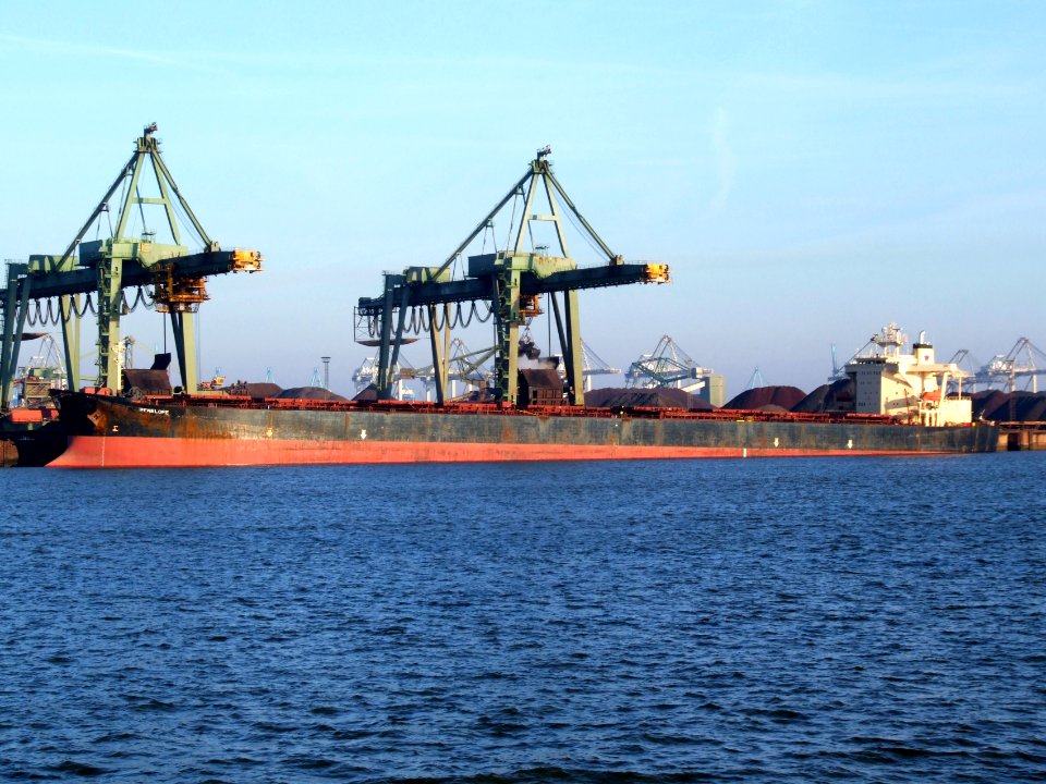Penelope IMO 9120803 p04, Mississippi harbour, Port of Rotterdam, Holland 15-Dec-2007