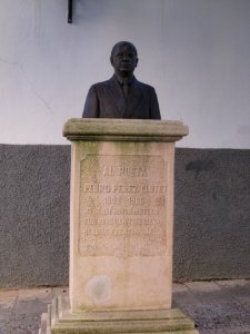 Pedro Pérez Clotet statue, Ronda, Spain