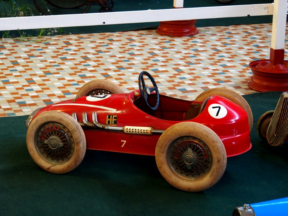 Pedal car at the Musée Automobile de Vendée pic-003