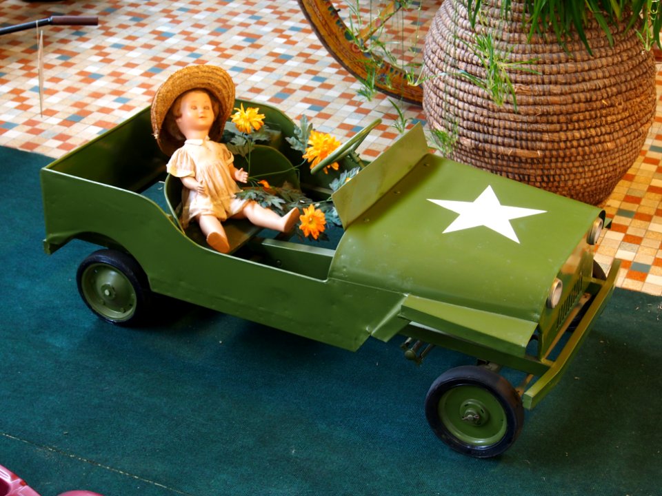 Pedal car at the Musée Automobile de Vendée pic-015