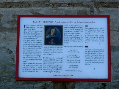 Peder Syv Erinnerungstafel in Hellested