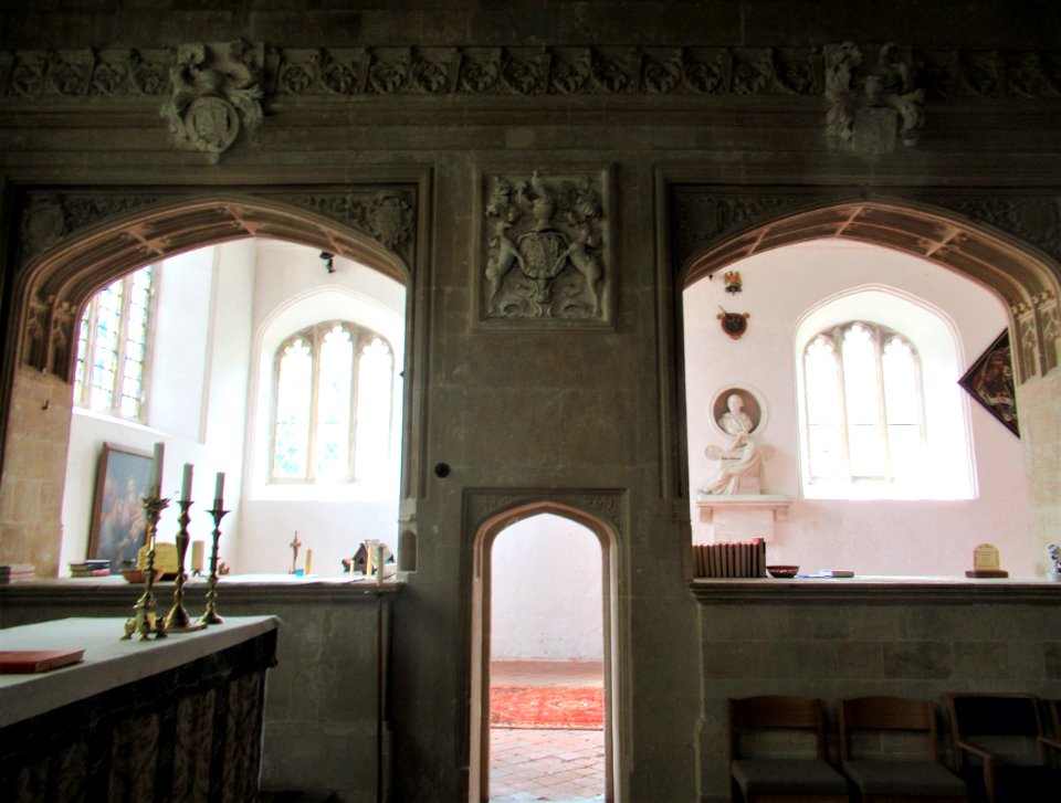 Paulet tombs, St Mary, Old Basing 02