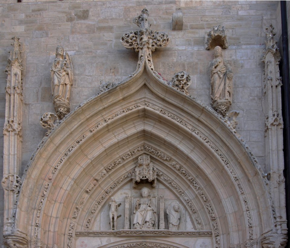 Pediment san nicolas de bari burgos